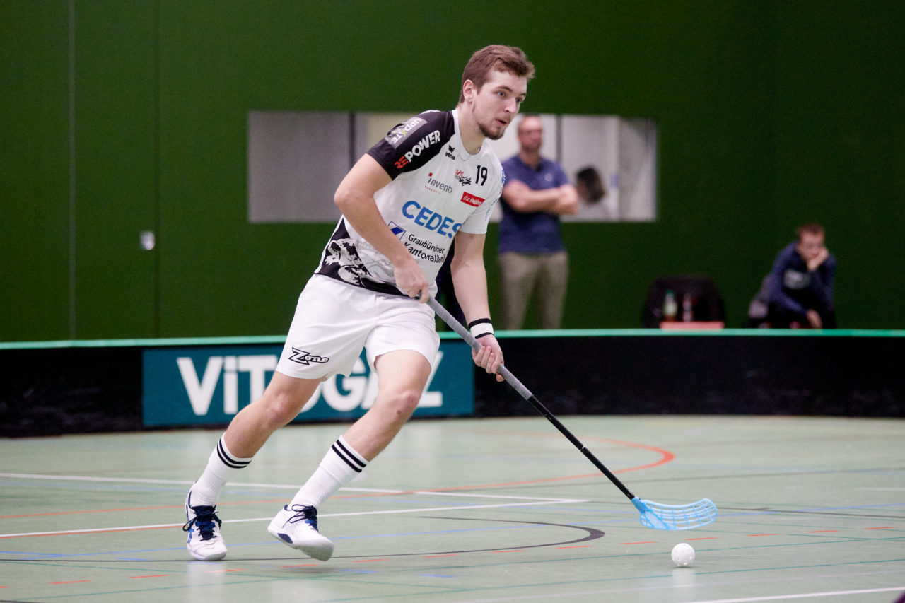 Junioren U21A Playoff 
Zug United - UHC Alligator Malans am 19. Februar 2022 in der Sporthalle der Kantonsschule Zug 
Bild: Michael Peter