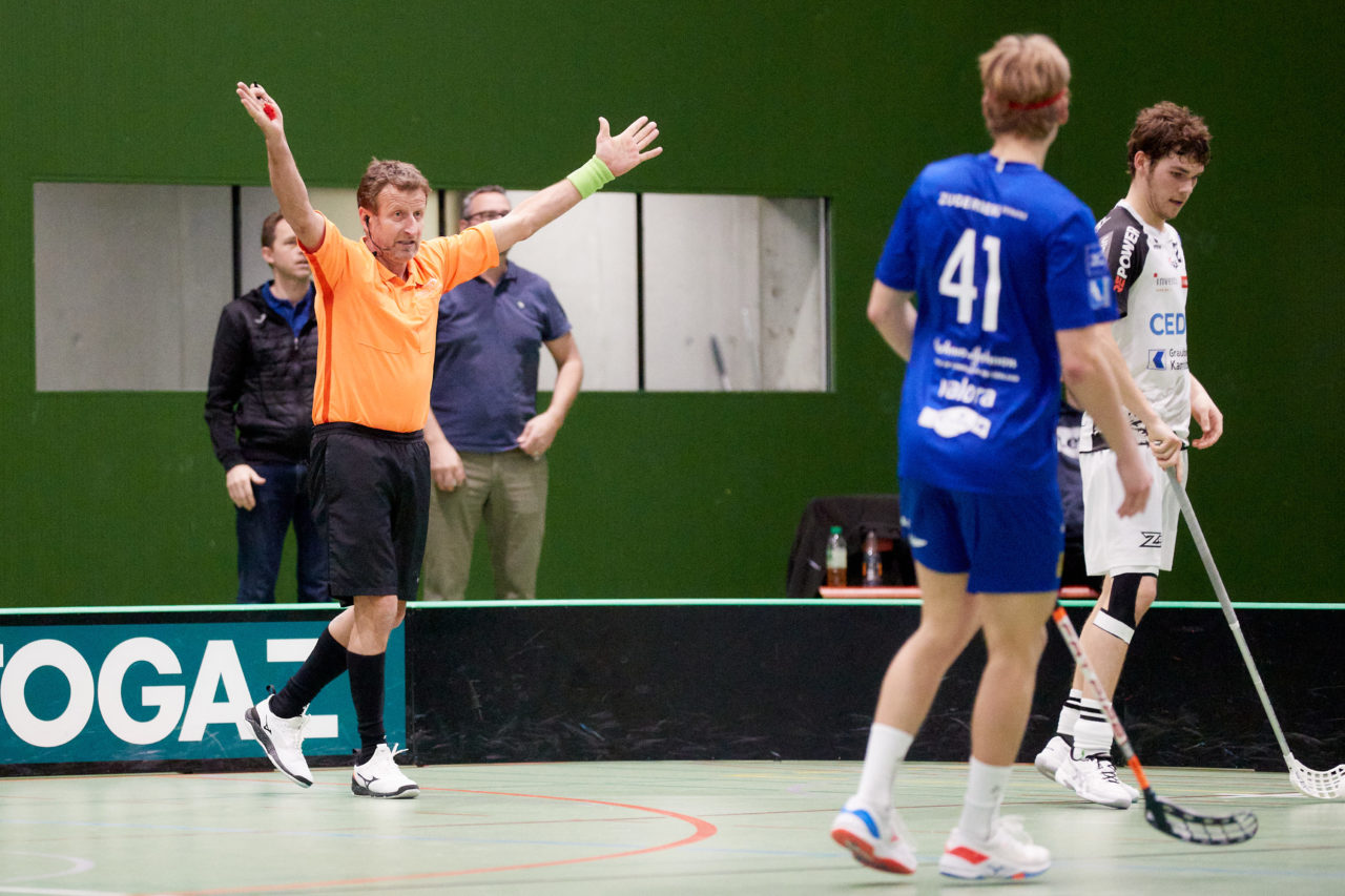 Junioren U21A Playoff 
Zug United - UHC Alligator Malans am 19. Februar 2022 in der Sporthalle der Kantonsschule Zug 
Bild: Michael Peter