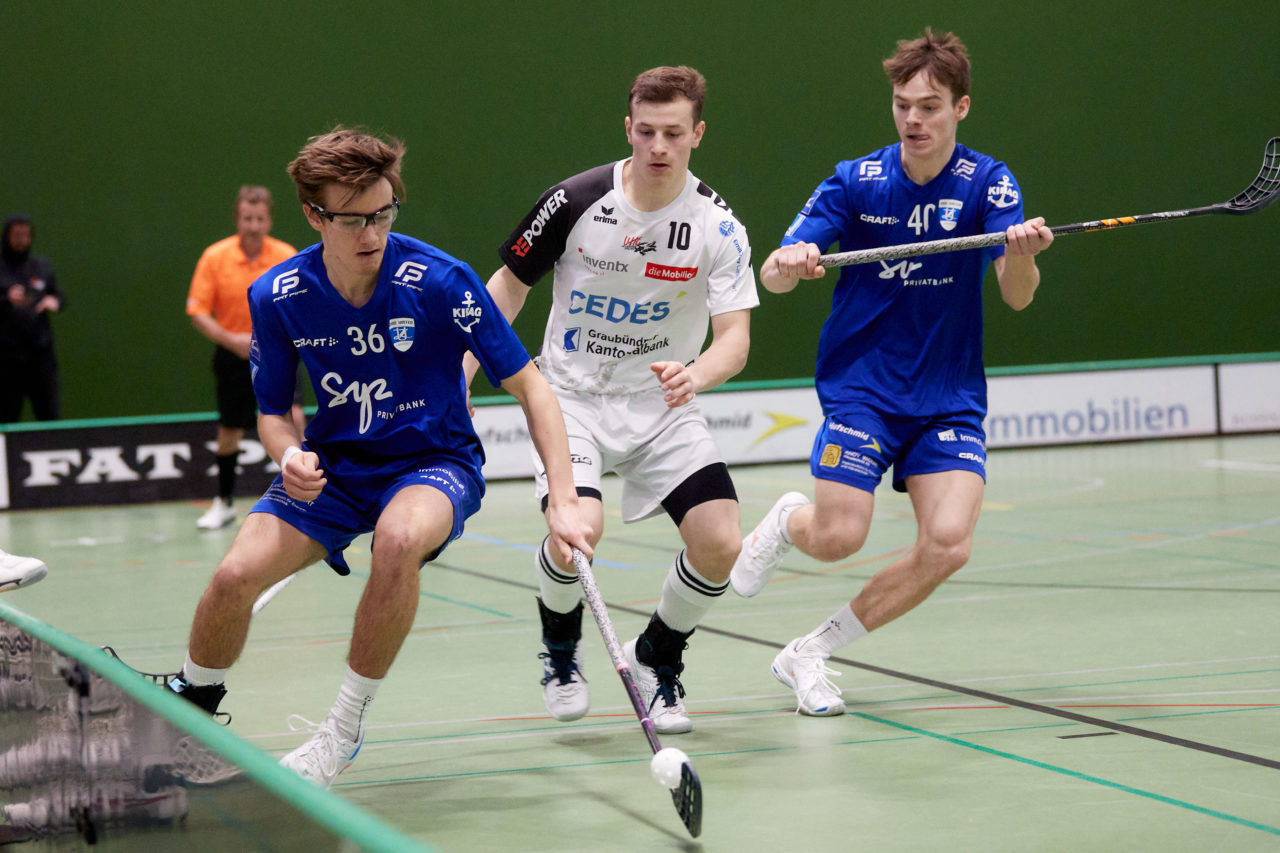 Junioren U21A Playoff 
Zug United - UHC Alligator Malans am 19. Februar 2022 in der Sporthalle der Kantonsschule Zug 
Bild: Michael Peter