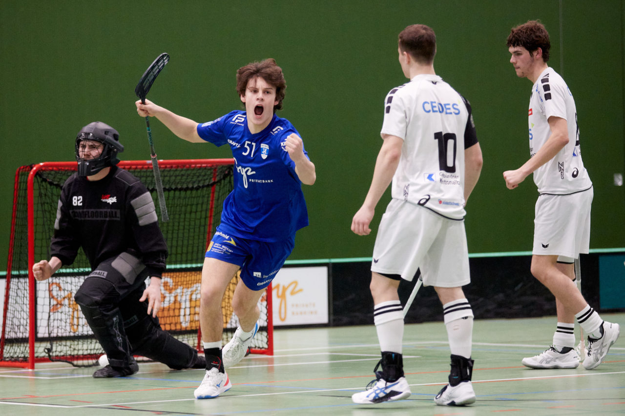 Junioren U21A Playoff 
Zug United - UHC Alligator Malans am 19. Februar 2022 in der Sporthalle der Kantonsschule Zug 
Bild: Michael Peter