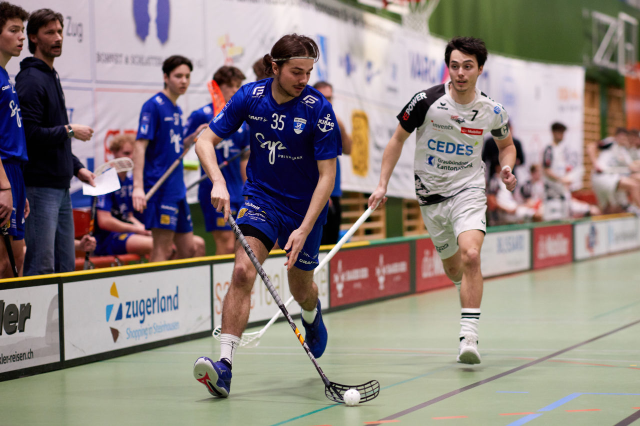Junioren U21A Playoff 
Zug United - UHC Alligator Malans am 19. Februar 2022 in der Sporthalle der Kantonsschule Zug 
Bild: Michael Peter