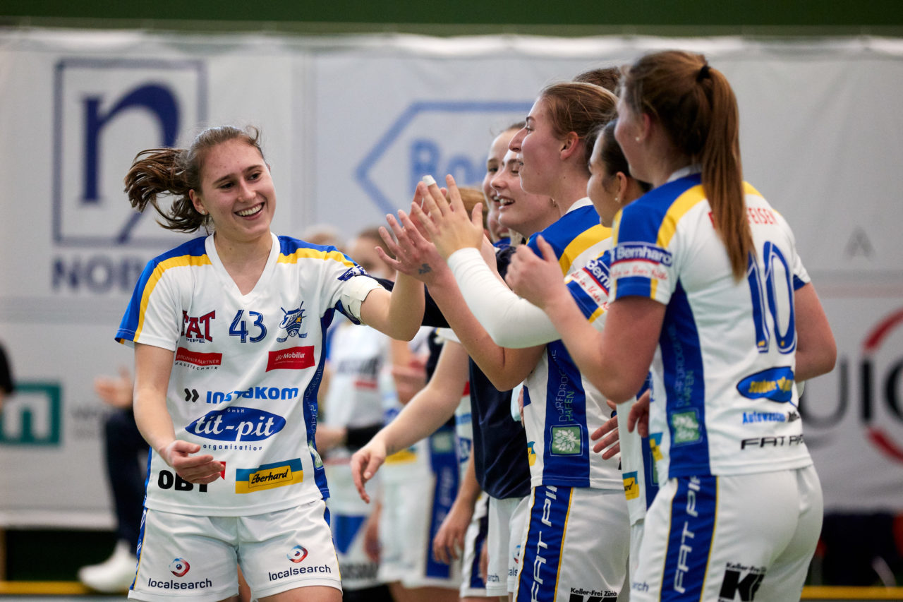 Juniorinnen U21A 
Zug United - Kloten-Dietlikon Jets am 16. Januar 2022 in der Sporthalle der Kantonsschule Zug 
Bild: Michael Peter