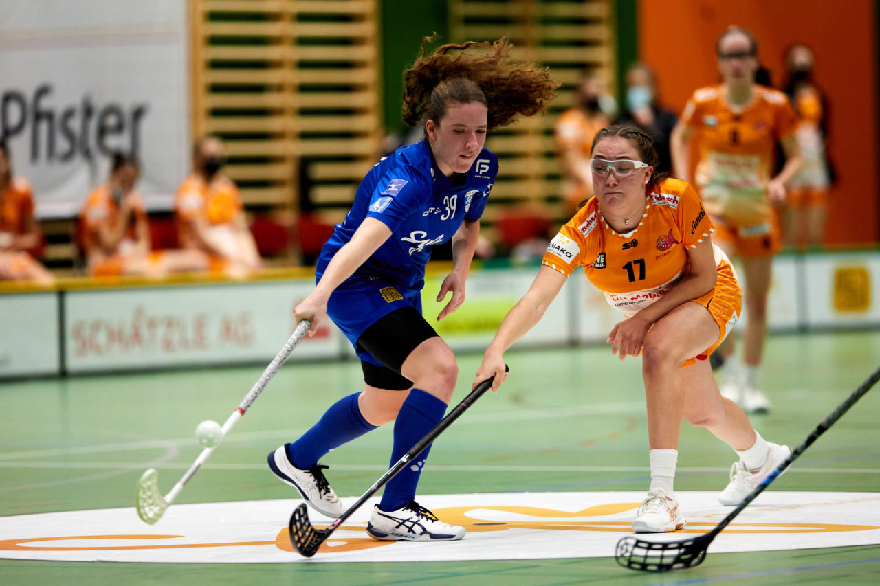Juniorinnen U21A 
Zug United - UHV Skorpion Emmental am 13. November  2021 in der Sporthalle der Kantonsschule Zug 
Bild: Michael Peter