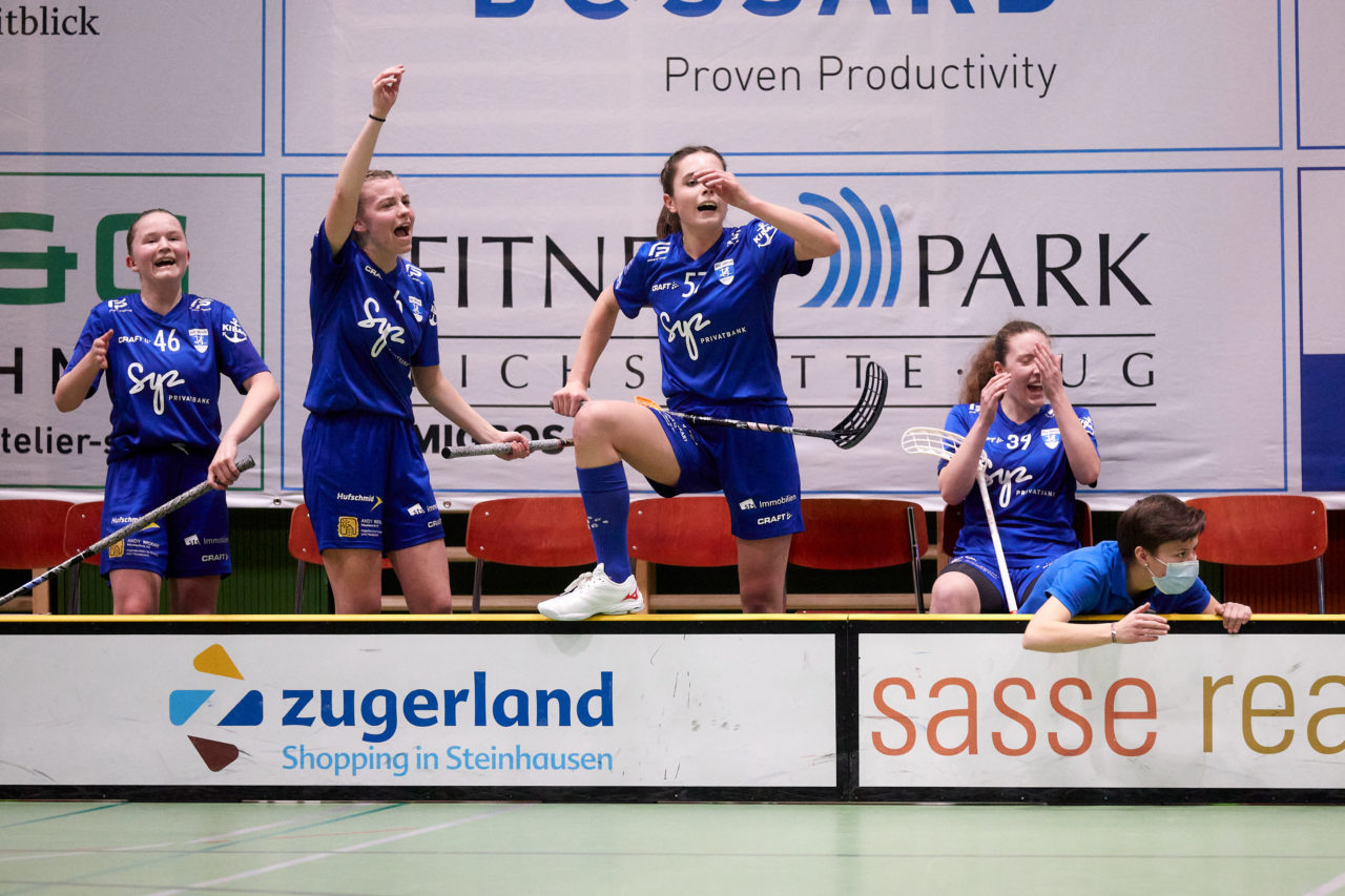 Juniorinnen U21A 
Zug United - UHV Skorpion Emmental am 13. November  2021 in der Sporthalle der Kantonsschule Zug 
Bild: Michael Peter